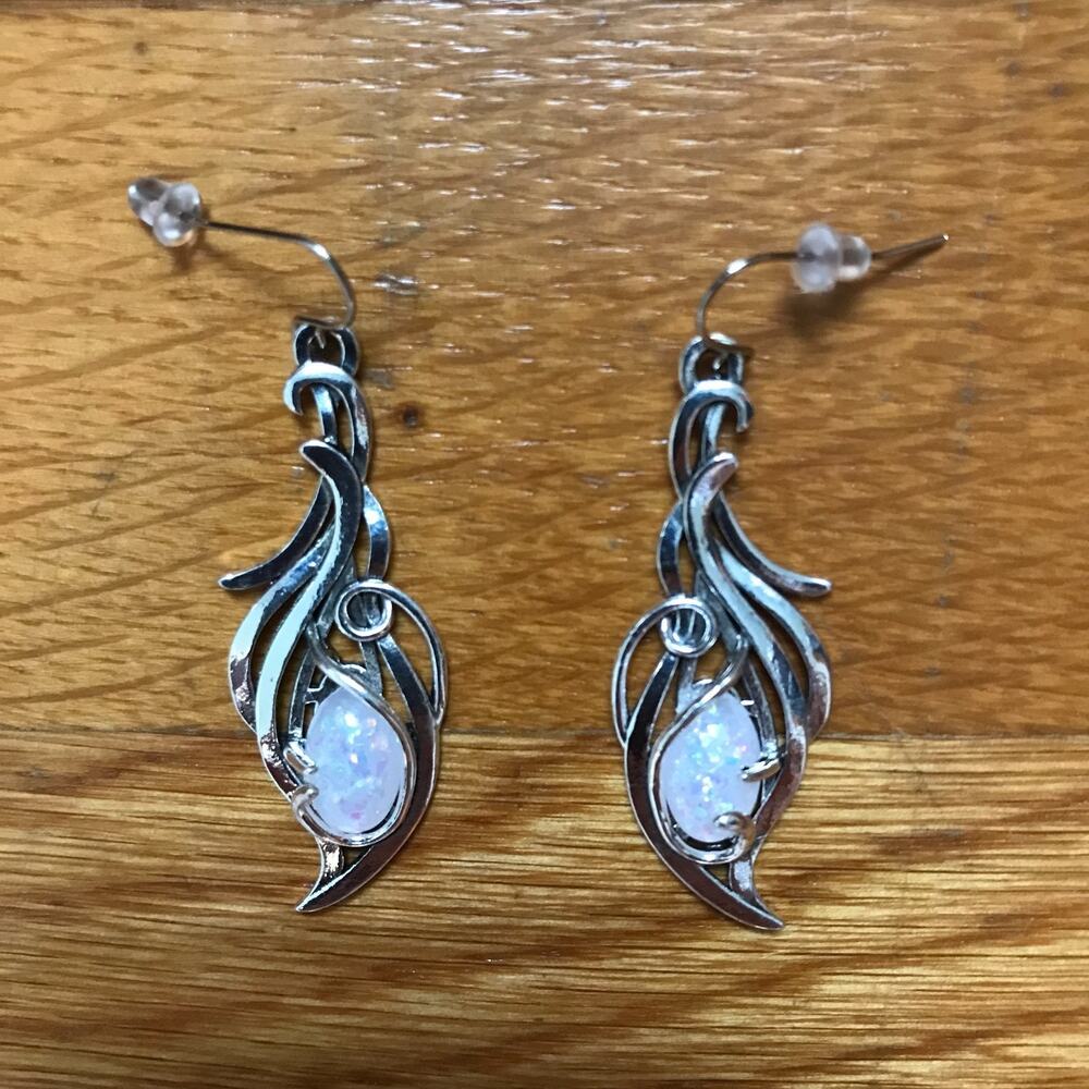 Gothic Victorian Lolita EGL Fairycore Silver & "Moonstone" Swirly Earrings - Picture 6 of 8